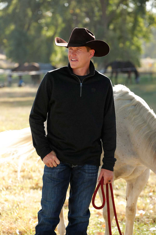 Men's 1/4 zip in black